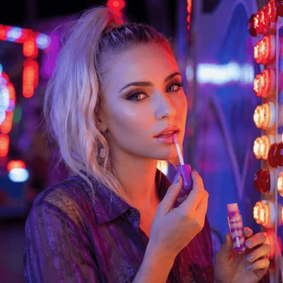 Mond'Sub Balsam pentru buze cu ulei de nuca de cocos si struguri Grape Coconut Oil Lip Balm 4,5g